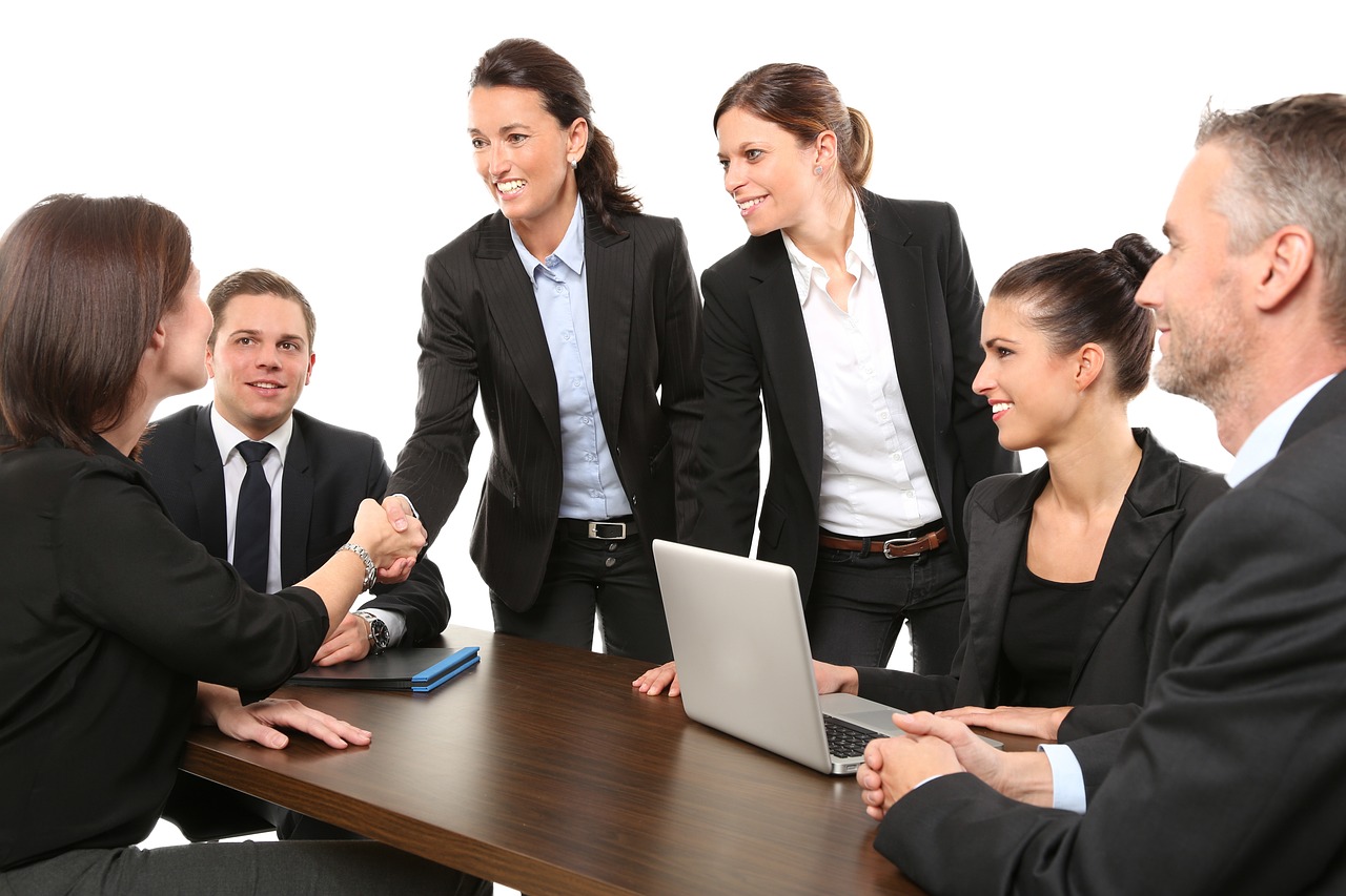 Photo by 089photoshootings people, business, meeting
